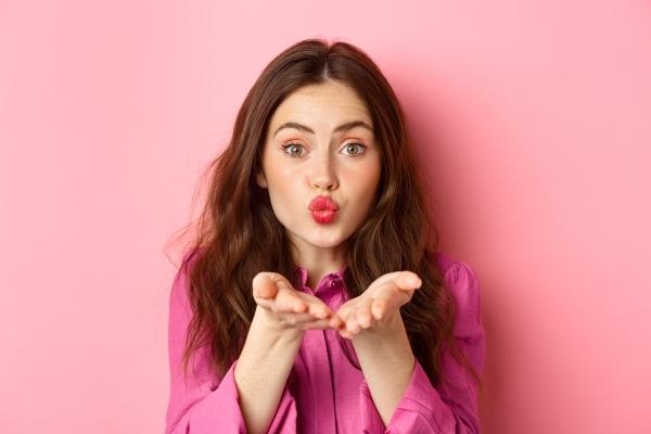 lose double chin with Pucker Up